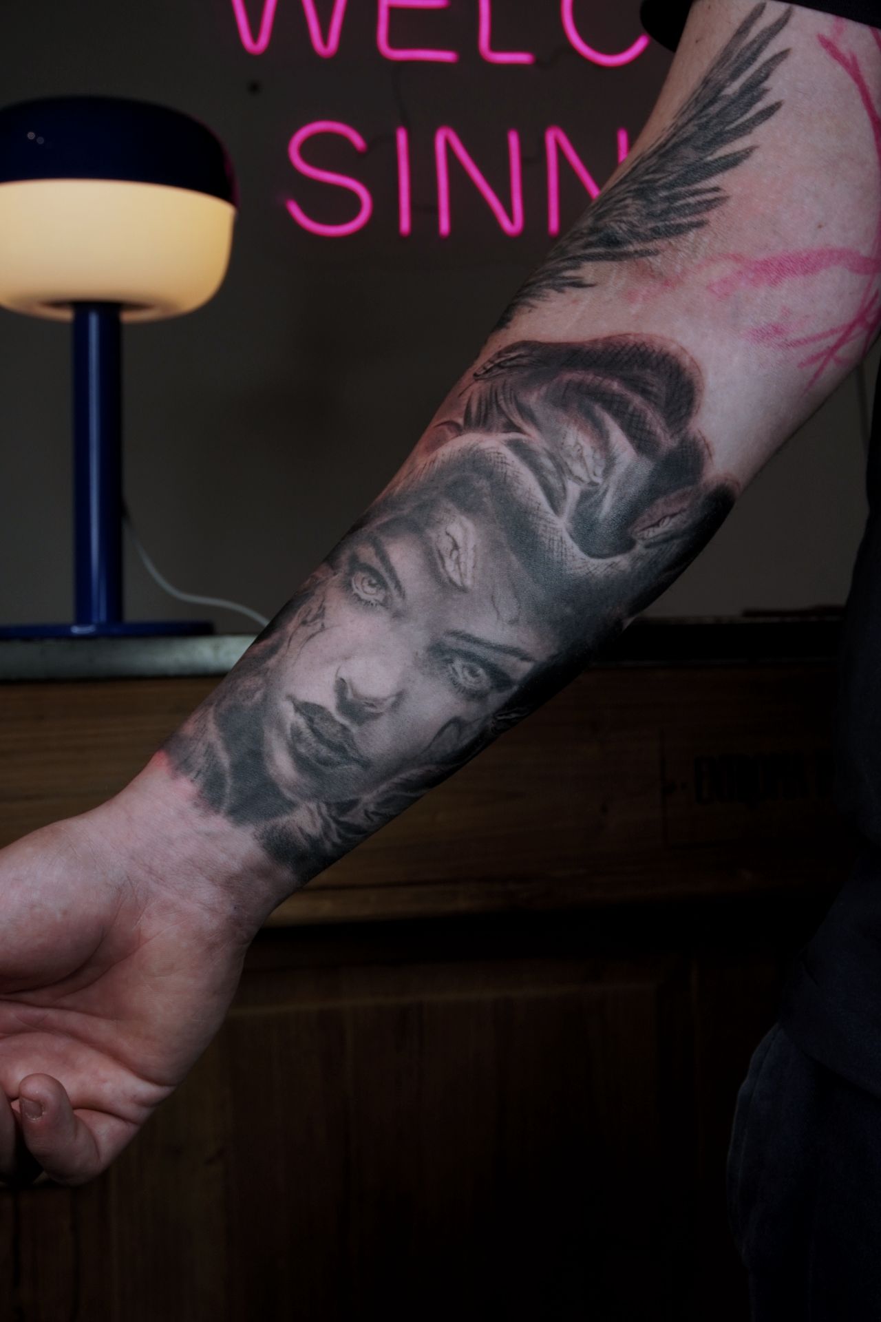 Entropia Tattoo Studio 6